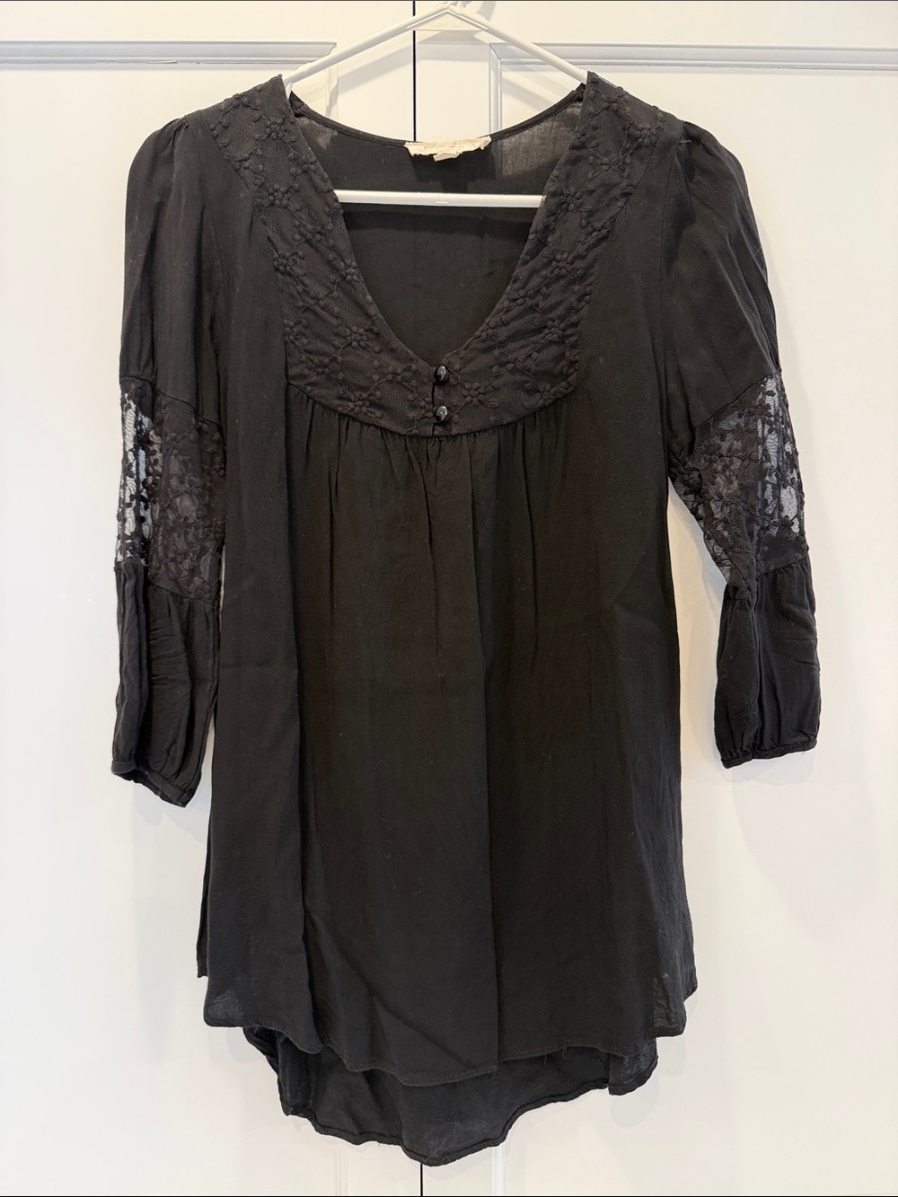 painted threads Black Lace Trim V-Neck Tunic